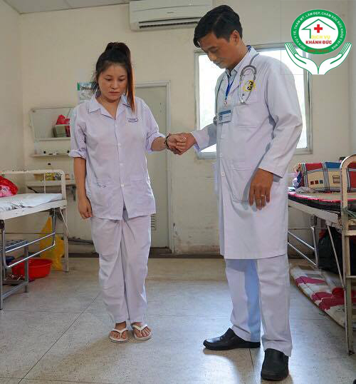 Dịch Vụ Phục Hồi Chức Năng - Tập Vật Lý Trị Liệu Cho Người Lớn Tại Nhà Đồng Nai